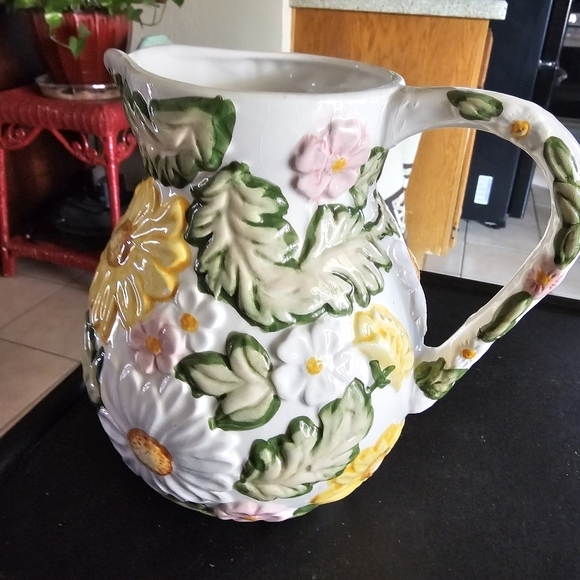 WCL China Ceramic Spring Bouquet Floral Art Pitcher - Picture 3 of 8